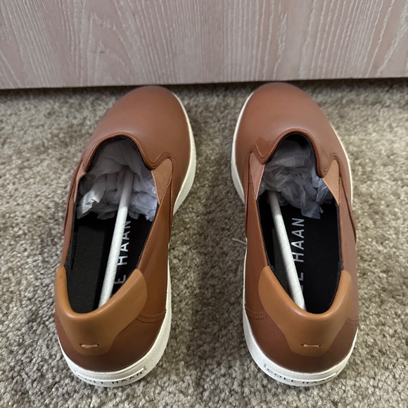 Cole Haan Grand 360 - Picture 2 of 3
